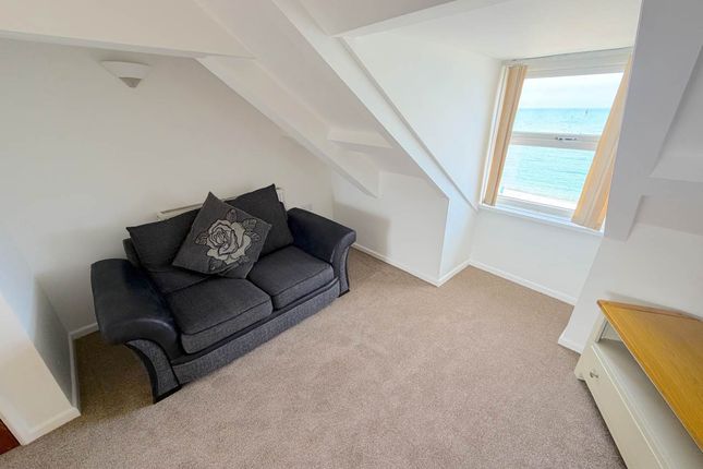 Penlan, 18 Marine Terrace Aberystwyth Ceredigion photo 5
