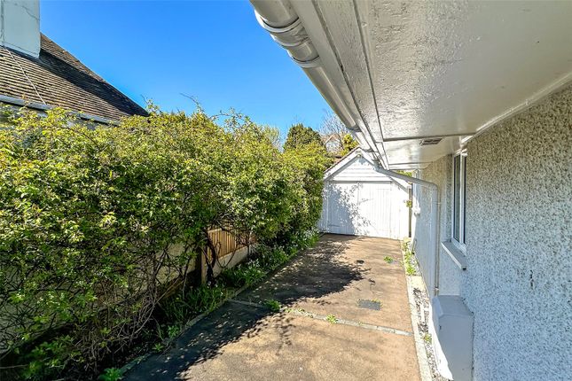 6, Cudlow Avenue, Littlehampton photo 4