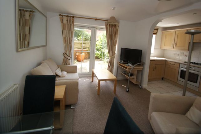 Casson Drive, Stoke Park photo 3