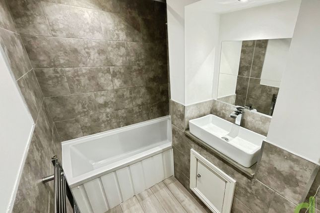 56 Cattle Street, Blackburn photo 2