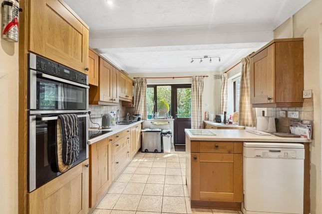 24, Manor Road, Colchester photo 4
