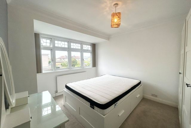 Romford photo 5