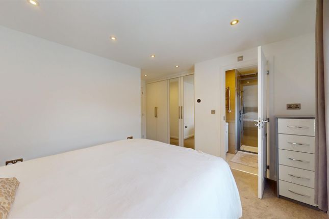 4, Bacchus Lane, Milton Keynes photo 5