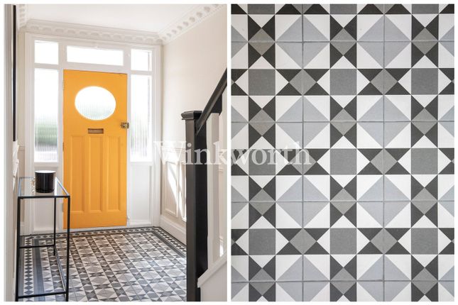 146, Downhills Park Road, London photo 3