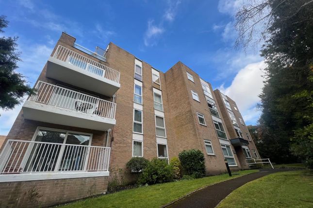 Thumbnail Flat for sale in St. Winifreds Road, Meyrick Park, Bournemouth