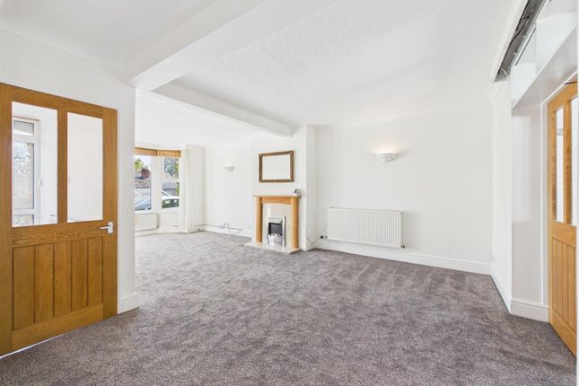 12, Whitley Village, Coventry photo 4