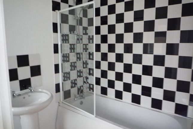 5, Northcote Terrace, Barry photo 4