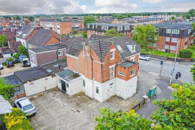 Thumbnail Flat for sale in Leigh Road, Wimborne