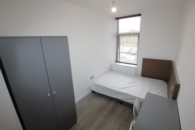 Room 3, 12, Lee Street, Accrington photo 2