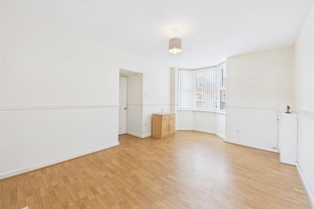 135, Painswick Road, Gloucester photo 3