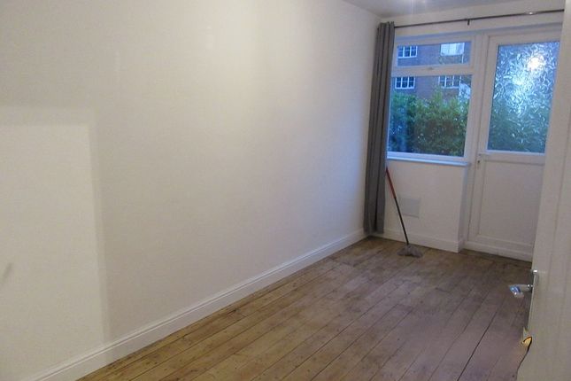 60 Alexandra Road South, Manchester photo 4