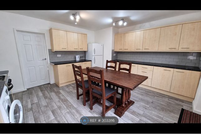 Foxcroft Way, Leeds photo 5