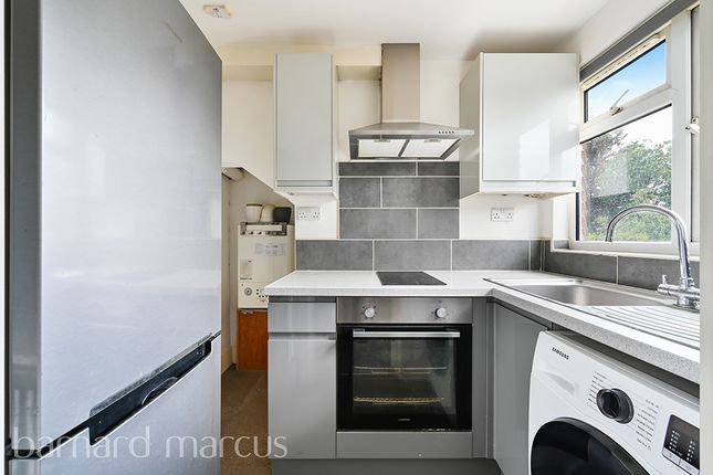Flat 4, 661, Great West Road, ISLEWORTH photo 2