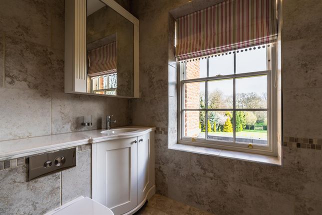 Bedroom 2 En-Suite