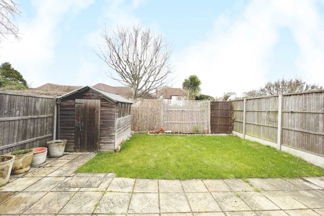 Terraced house to rent in Voewood Close, New Malden