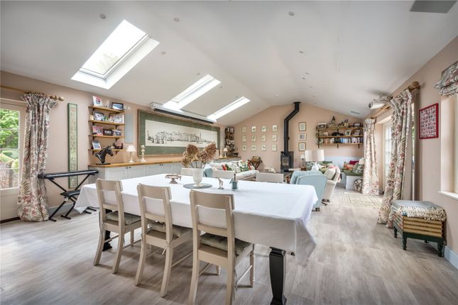 Entertaining Room