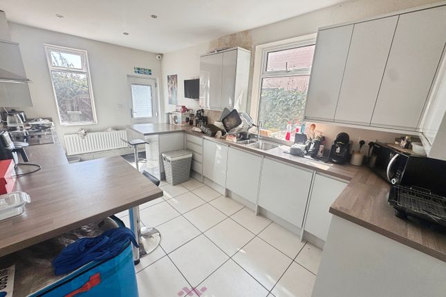 Room C, 43, North Eastern Road, Doncaster photo 4