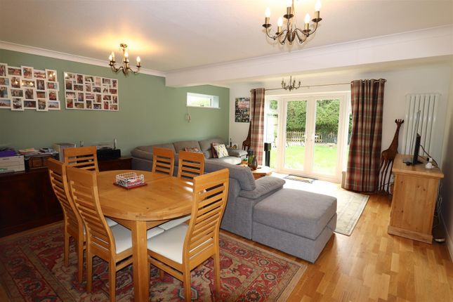 152, Avalon Road, Orpington photo 4