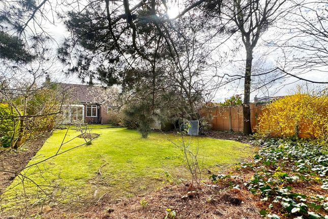 79 Oak Grove, Stockport photo 4