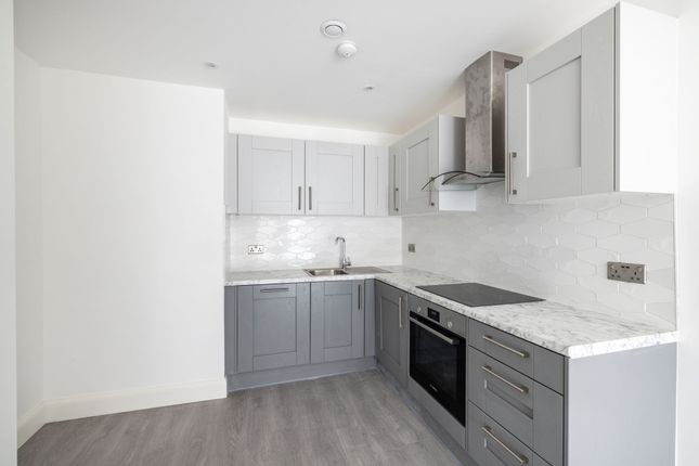 Flat for sale in Victoria Road, Horley