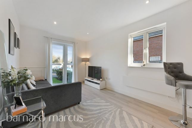 Maisonette for sale in Cranley Gardens, Wallington