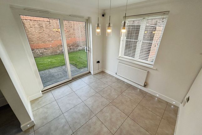 91 Underwood Place, Bridgend photo 4