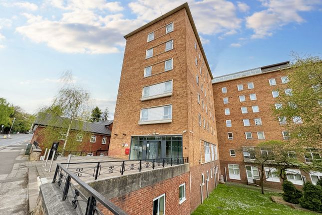 Flat for sale in Woodborough Road, Nottingham