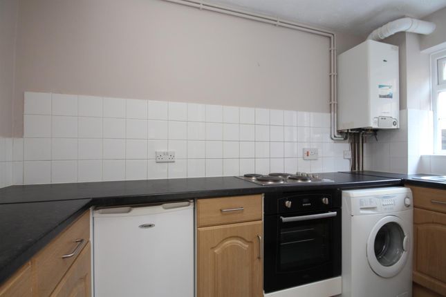 Flat Two Church Views, Cookham Road, Maidenhead photo 3