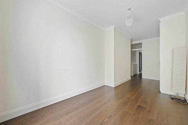 Flat 6, 177, The Vale, London photo 3