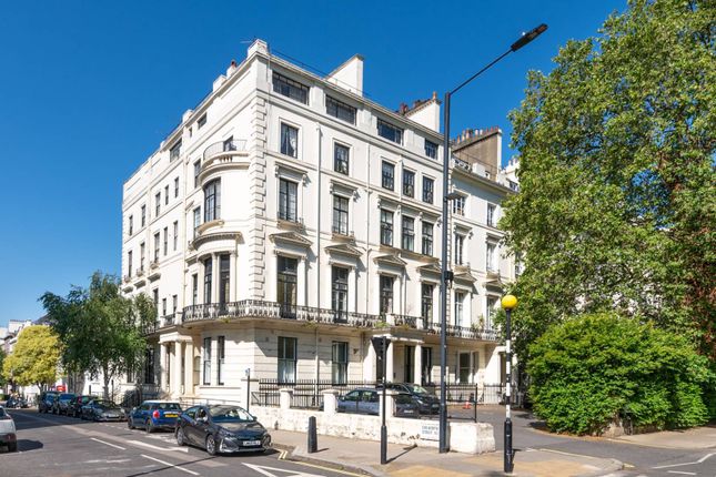 Flat to rent in Westbourne Terrace, Paddington, London