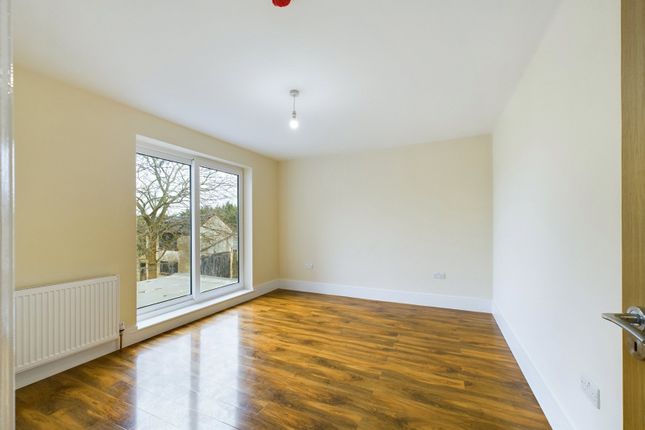 Semi-detached house to rent in Mcintosh Road, Romford