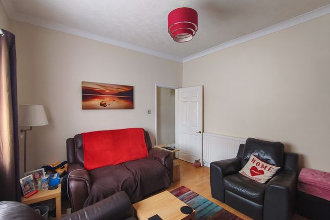 35, Charles Street, Darlington photo 3