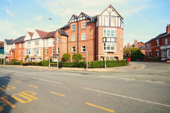 Thumbnail Flat to rent in Chapel Road, Alderley Edge