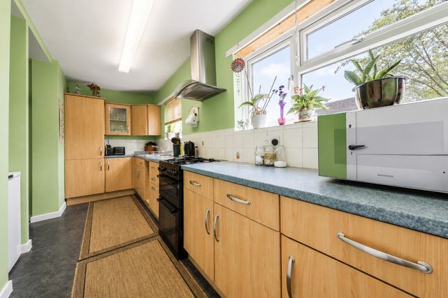 26, Fulbert Road, Pershore photo 4