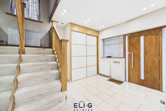 63 Woodlands, London photo 2