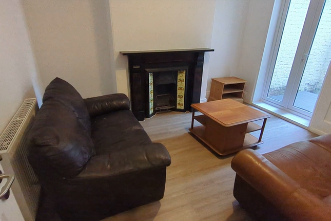 4, Hillsborough Avenue, Exeter photo 2