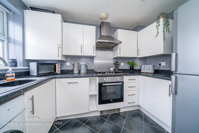 18, Yorkshire Grove, Walsall photo 2