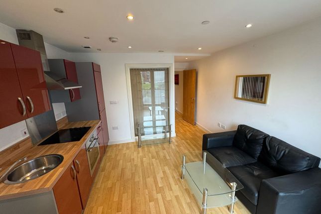 Flat 25 Echo Central, Cross Green Lane, Leeds photo 3