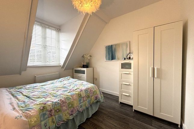 Flat 8, 21, Priestgate, Peterborough photo 2