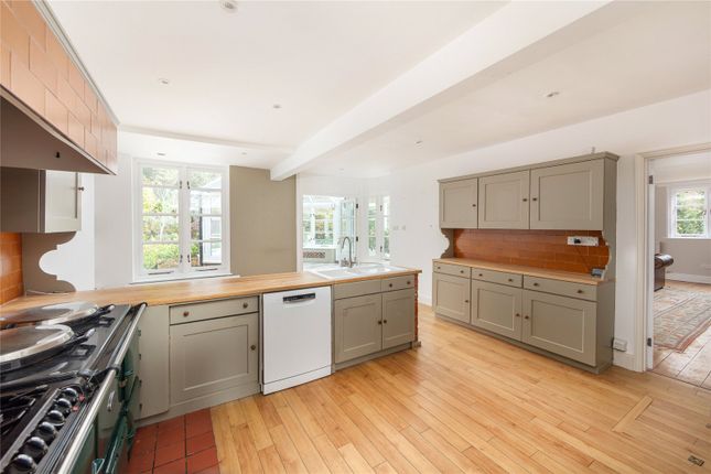 The Old Vicarage,, Emery Down, Hampshire photo 3