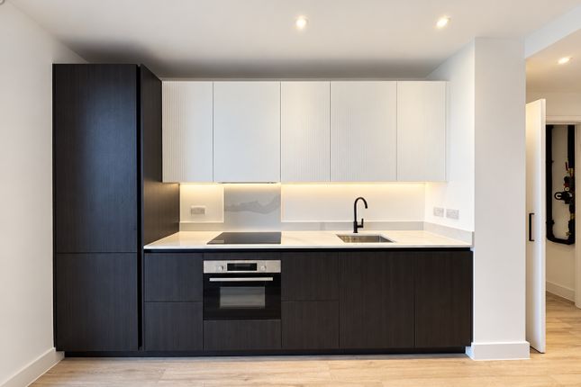 Monterrey House, 3 Everdene Path, Acton, London, W3 6GJ, Acton photo 3