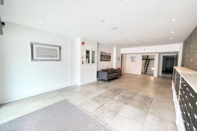 36, Talbot Skyline, Harrow photo 5
