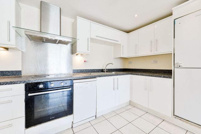 Uxbridge Road, West Ealing photo 4