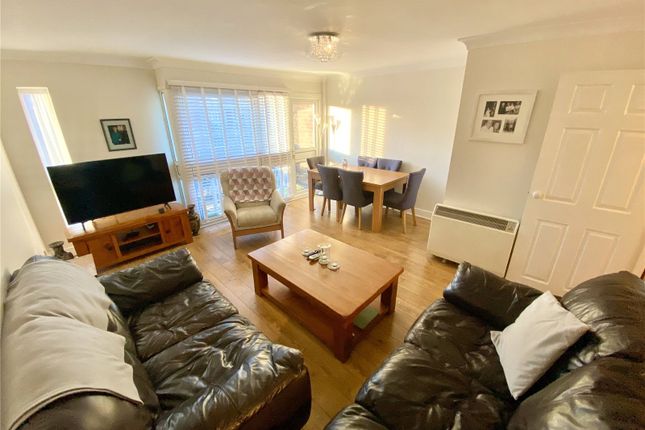 Flat for sale in Longlands Road, Sidcup, Kent