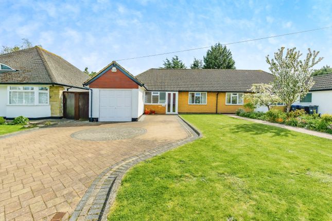 Thumbnail Bungalow for sale in Tower View, Croydon