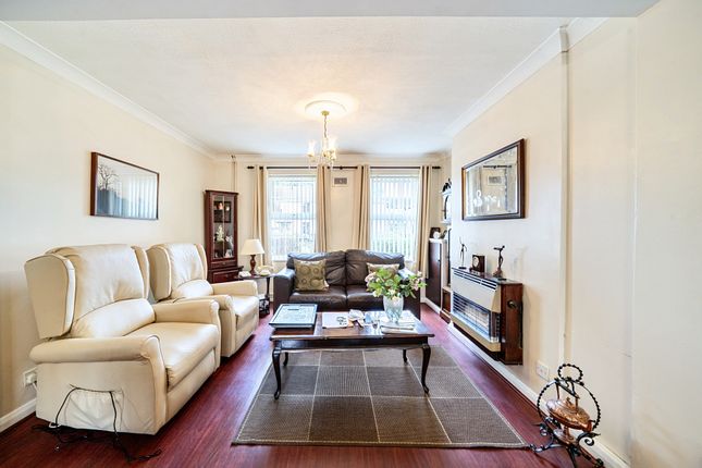 53, Orchard Road, hayes photo 4