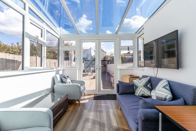 12 Adair Road, Southsea photo 2