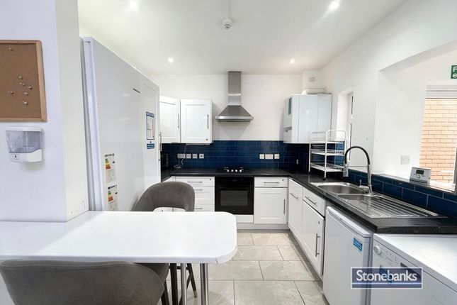 111, Rosebank Avenue, Wembley photo 4