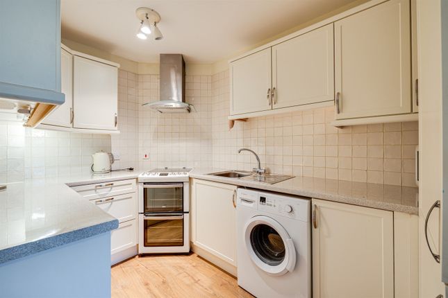 Flat for sale in Ferma Lane, Great Barrow, Chester