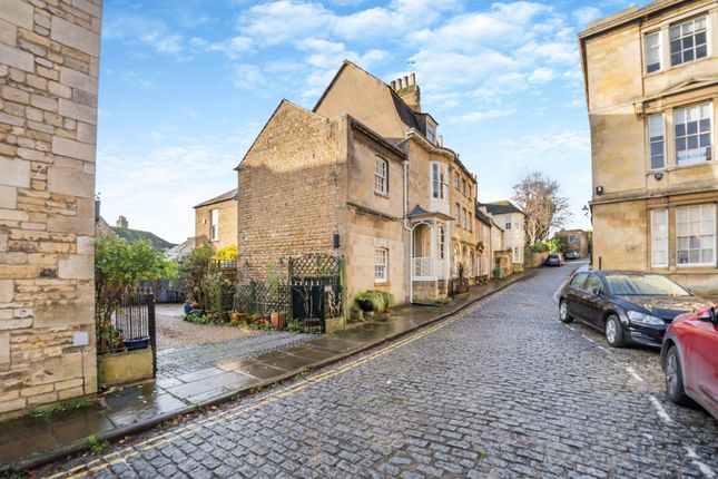 Thumbnail Detached house for sale in Barn Hill, Stamford